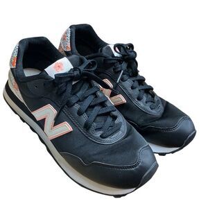 New balance black and Hawaiian print shoes size 9 womens